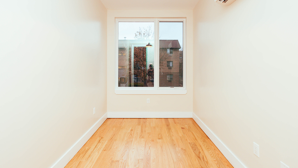 189 Johnson Street - Photo 4