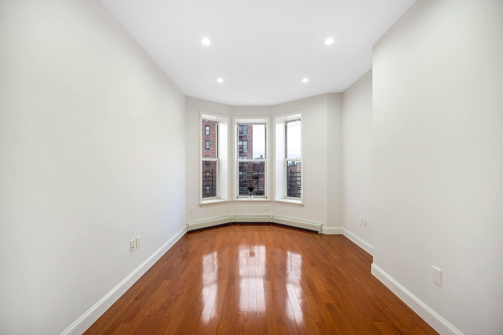 8635 Ft Hamilton Parkway - Photo 1