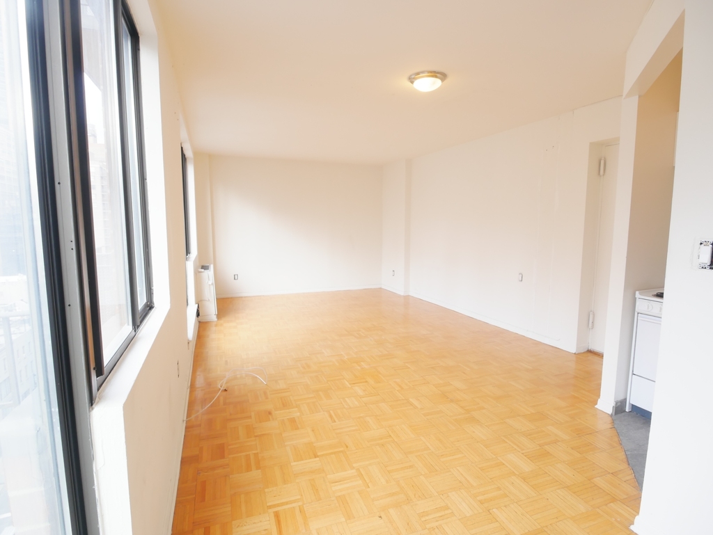 151 Lexington Avenue - Photo 5