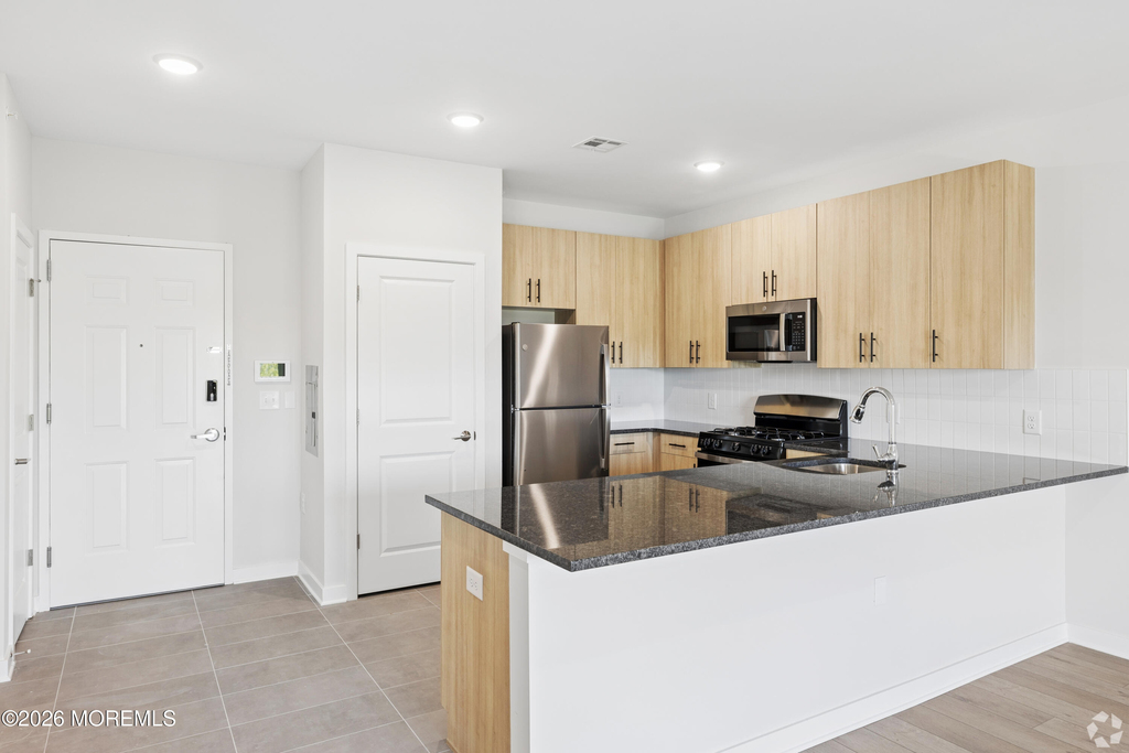 301 Memorial Drive - Photo 8