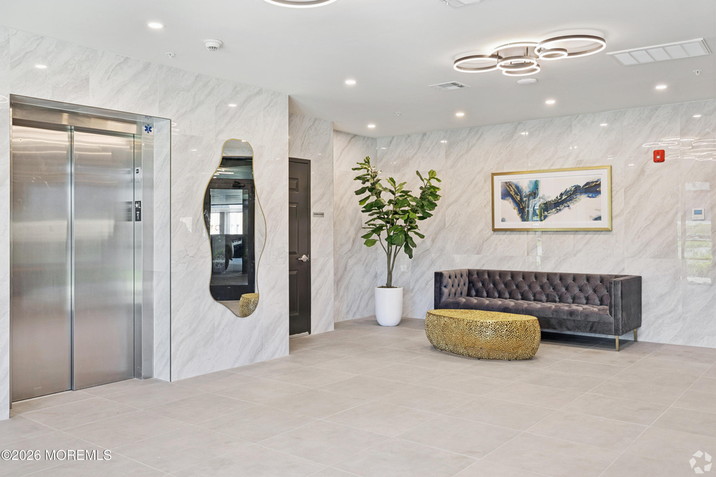 301 Memorial Drive - Photo 3