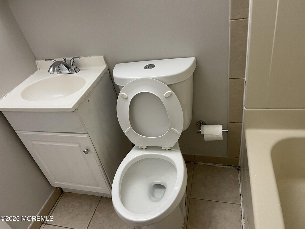 159 Port Monmouth Road - Photo 8