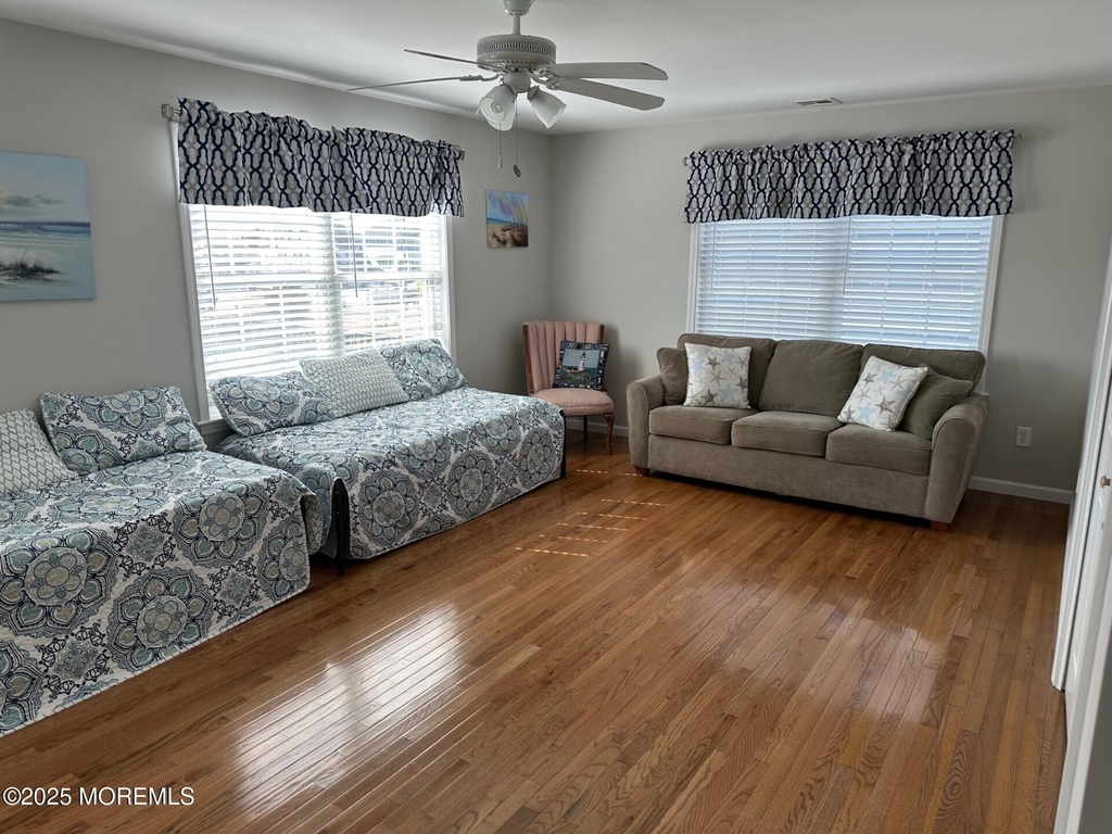 211 Trenton Avenue - Photo 17