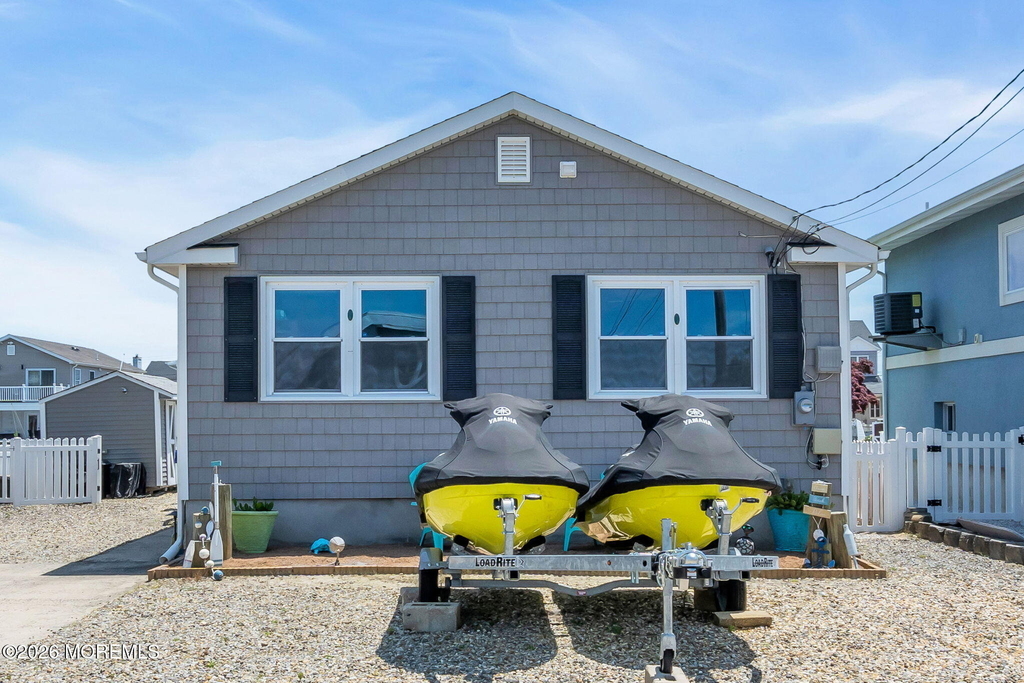 53 E Coral Drive - Photo 0