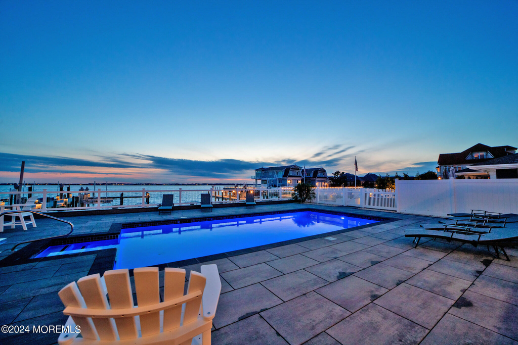 340 Bay Lane - Photo 17