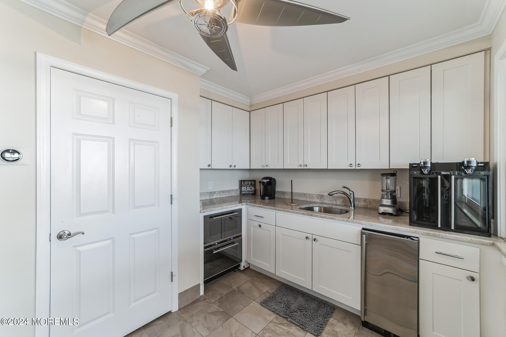 340 Bay Lane - Photo 46