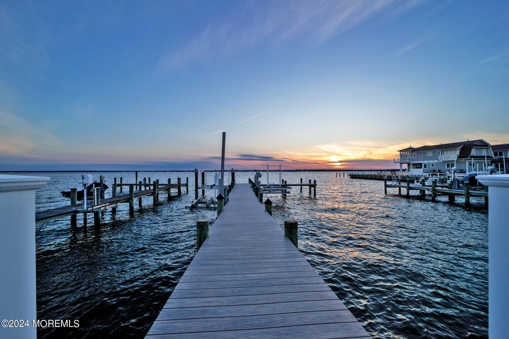340 Bay Lane - Photo 10