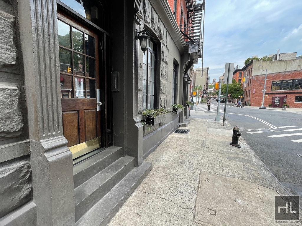 Leroy St. - Photo 3