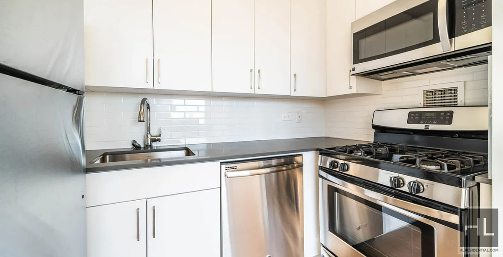 East 39th Street - Photo 1
