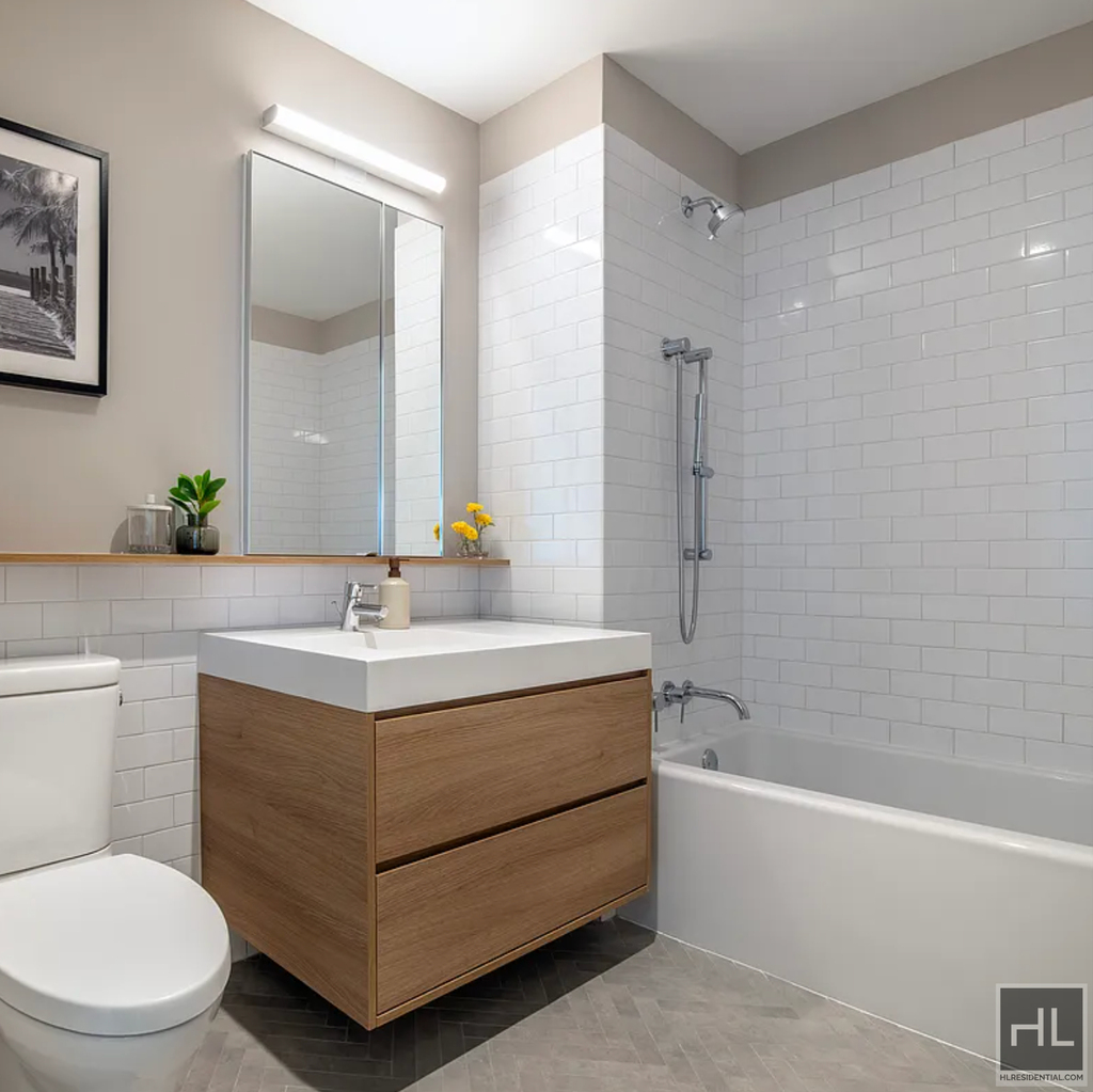 West 28th Street - Photo 3