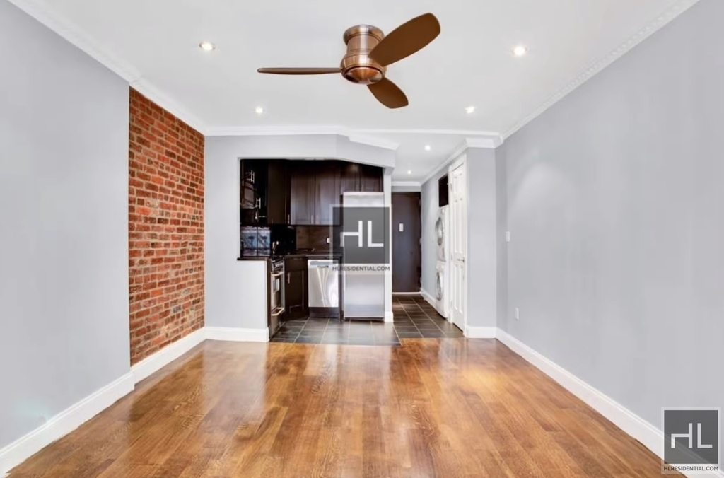 East 26 Street - Photo 1