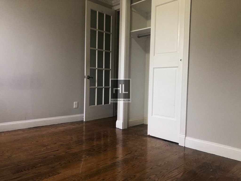 E 102nd St. - Photo 4