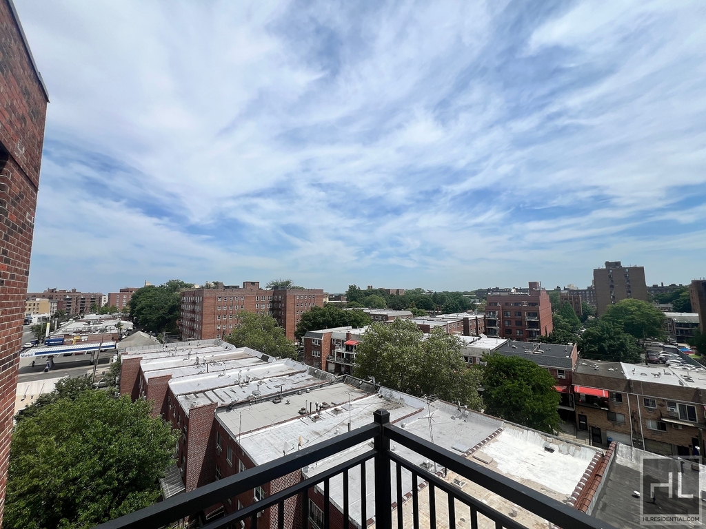 Northern Boulevard - Photo 16
