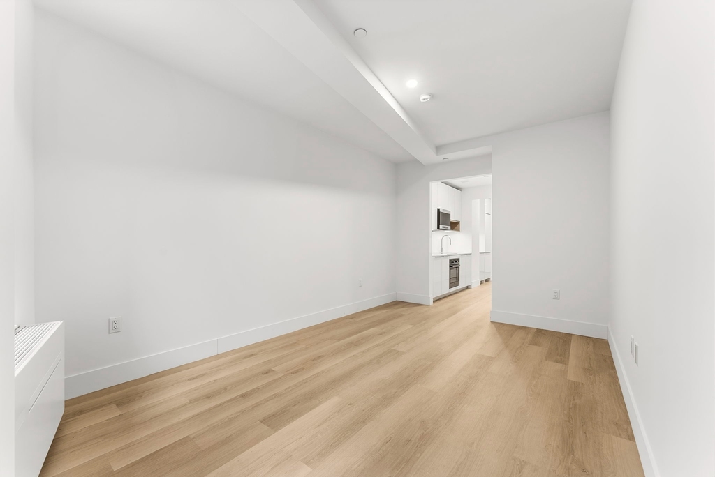 55 Broad Street - Photo 3