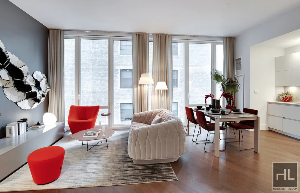 East 44th Street - Photo 3