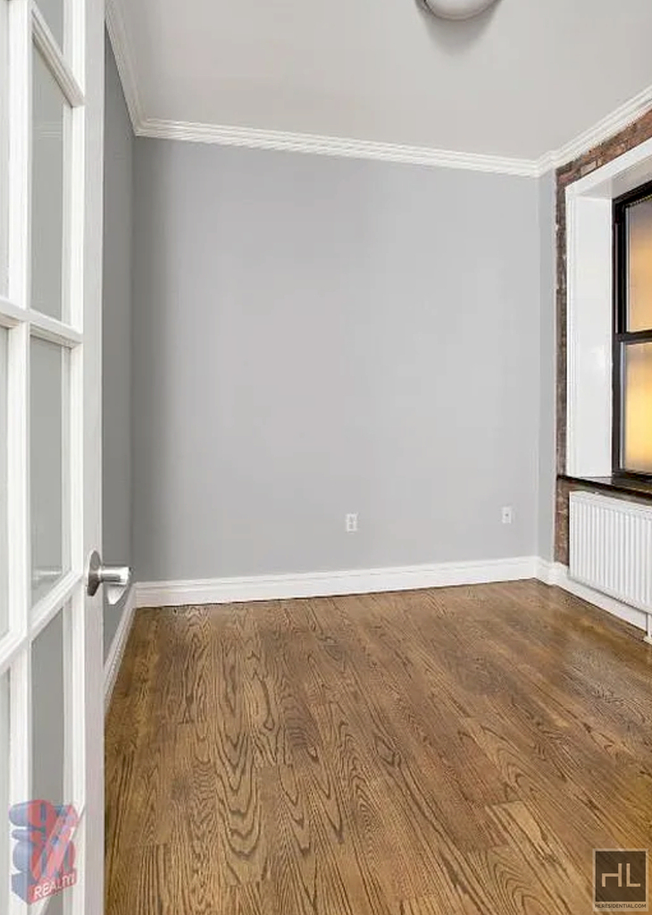 E 13th St. - Photo 12