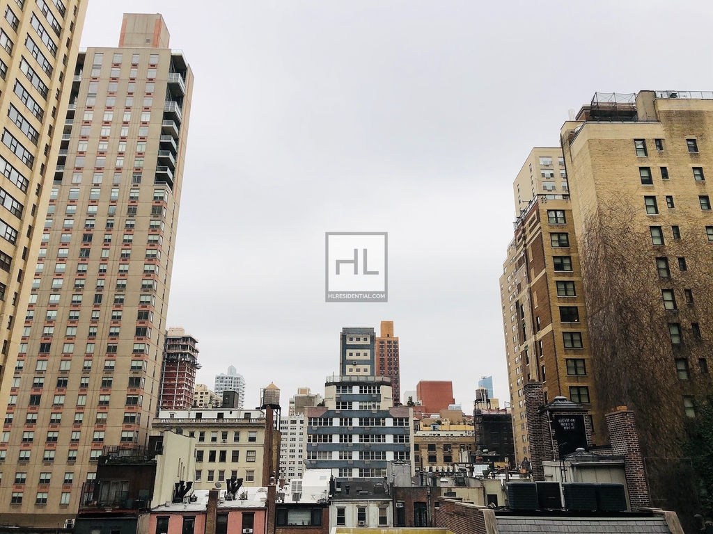 East 38 Street - Photo 0