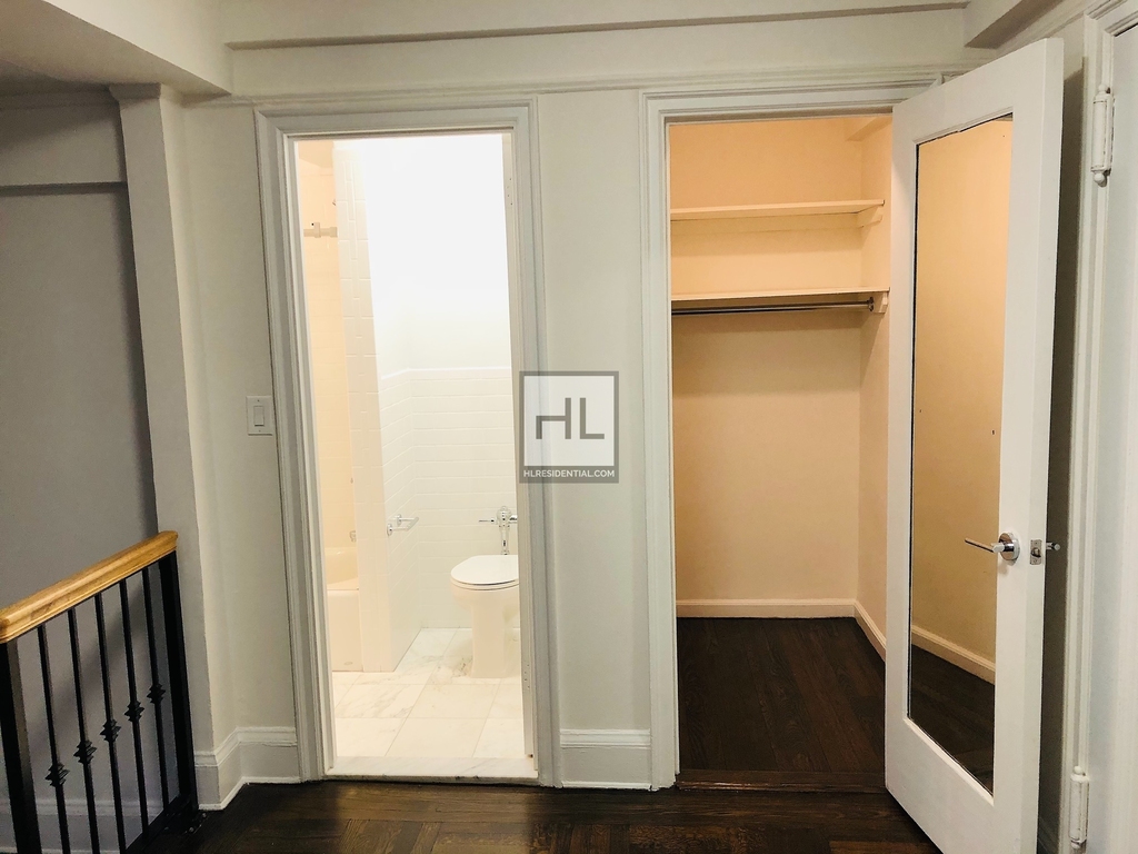 East 38 Street - Photo 7