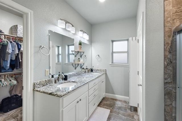 500 W Mill Street - Photo 11