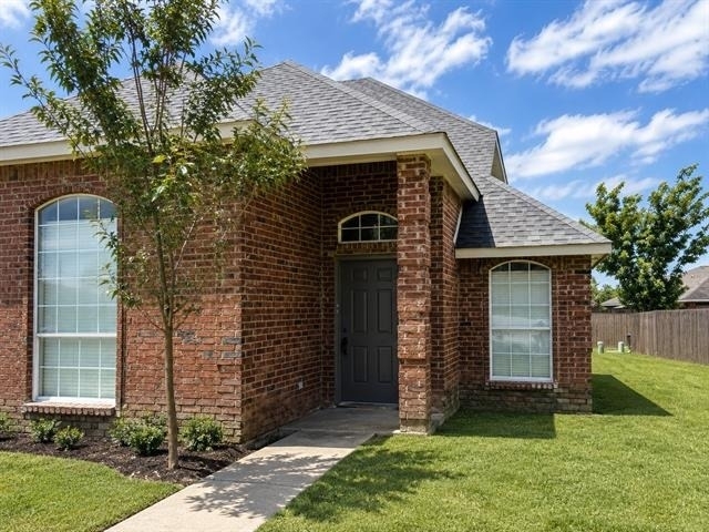432 Chestnut Lane - Photo 3