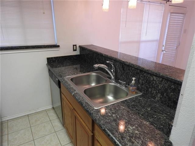 248 Jefferson Parkway - Photo 7