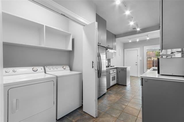 1921 Ben Hall Court - Photo 17