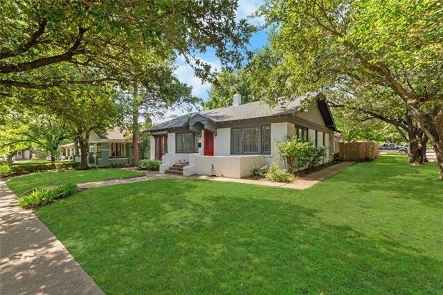 1921 Ben Hall Court - Photo 3