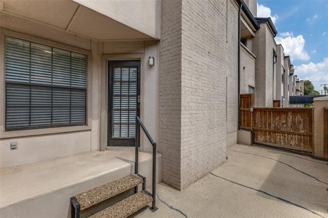 3901 Travis Street - Photo 10