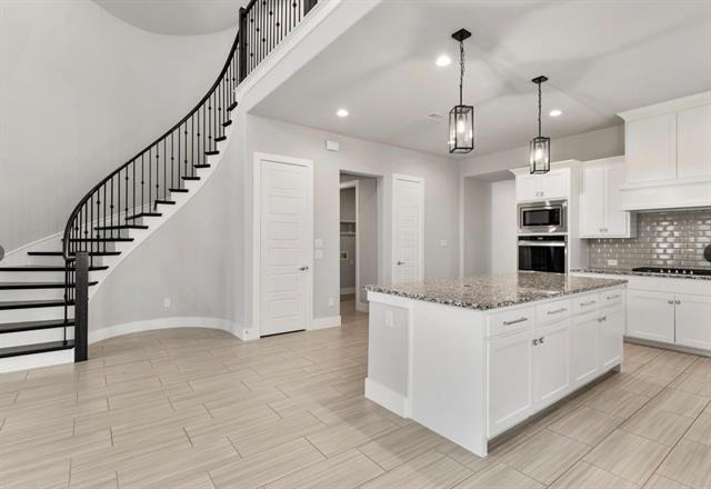 584 Meandering Lane - Photo 7