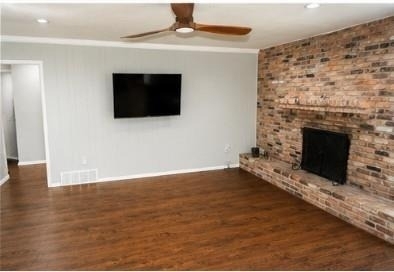 2117 Wellington Drive - Photo 2