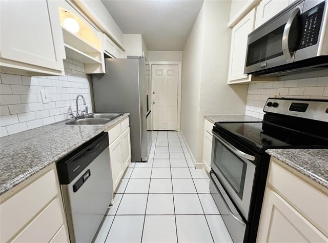 725 Cain Street - Photo 3