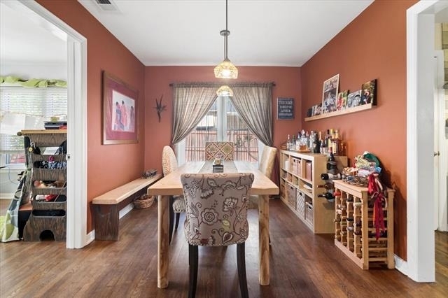 8910 San Fernando Way - Photo 4