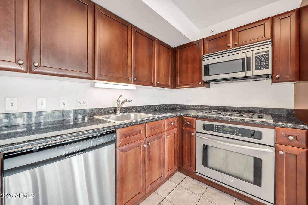 4808 N 24th Street - Photo 6