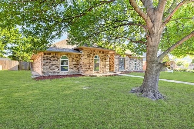 1824 Sacramento Terrace - Photo 3