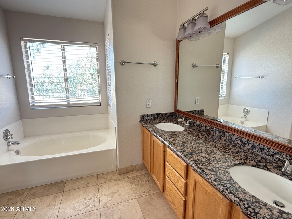 1274 W Sparrow Court - Photo 13
