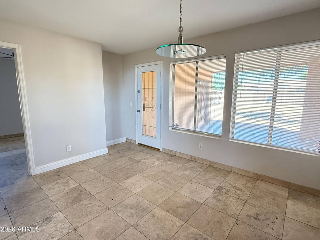 1274 W Sparrow Court - Photo 6