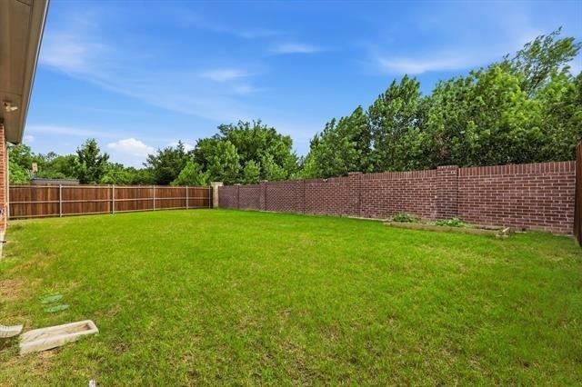 8309 Gray Squirrel Lane - Photo 15