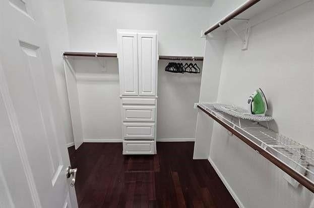 215 Lairds Drive - Photo 8