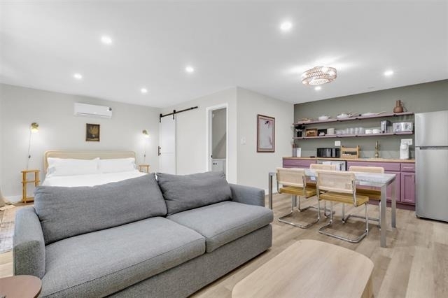 4121 Junius Street - Photo 9