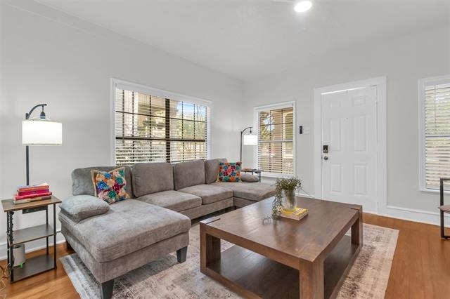 4121 Junius Street - Photo 3