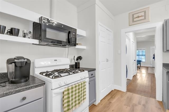 4121 Junius Street - Photo 32