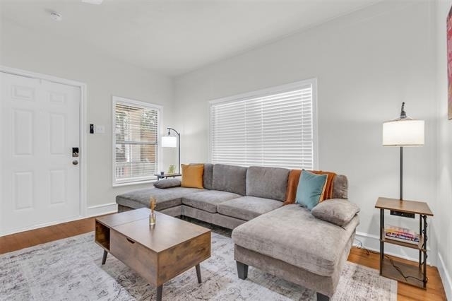 4121 Junius Street - Photo 6