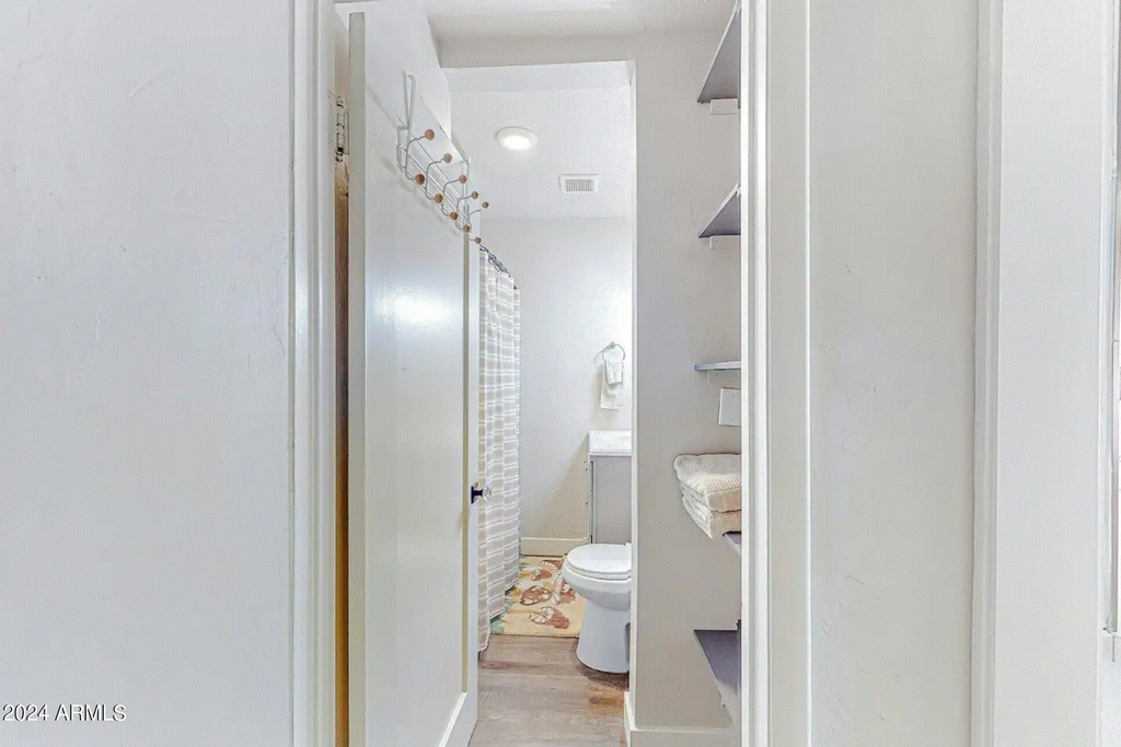 707 E University Drive - Photo 10