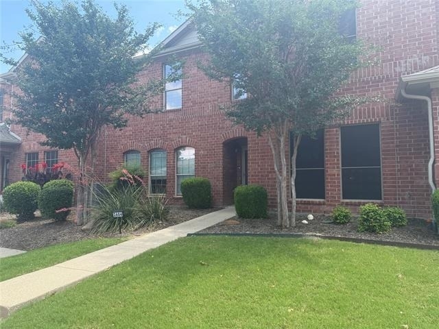 575 S Virginia Hills Drive - Photo 1