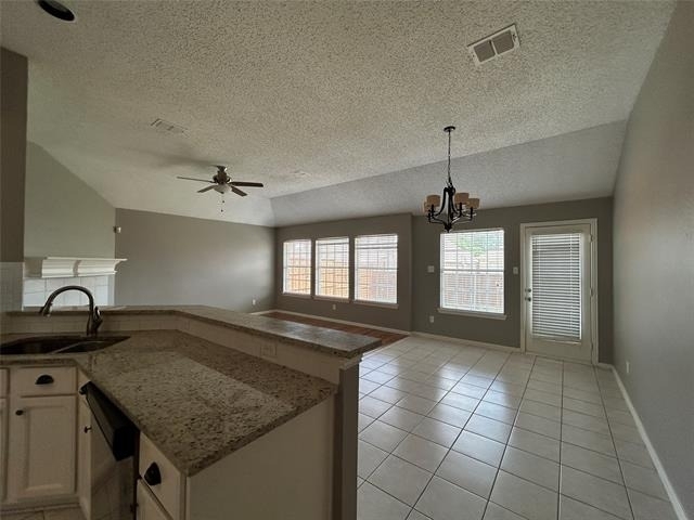 10105 Mallory Drive - Photo 4