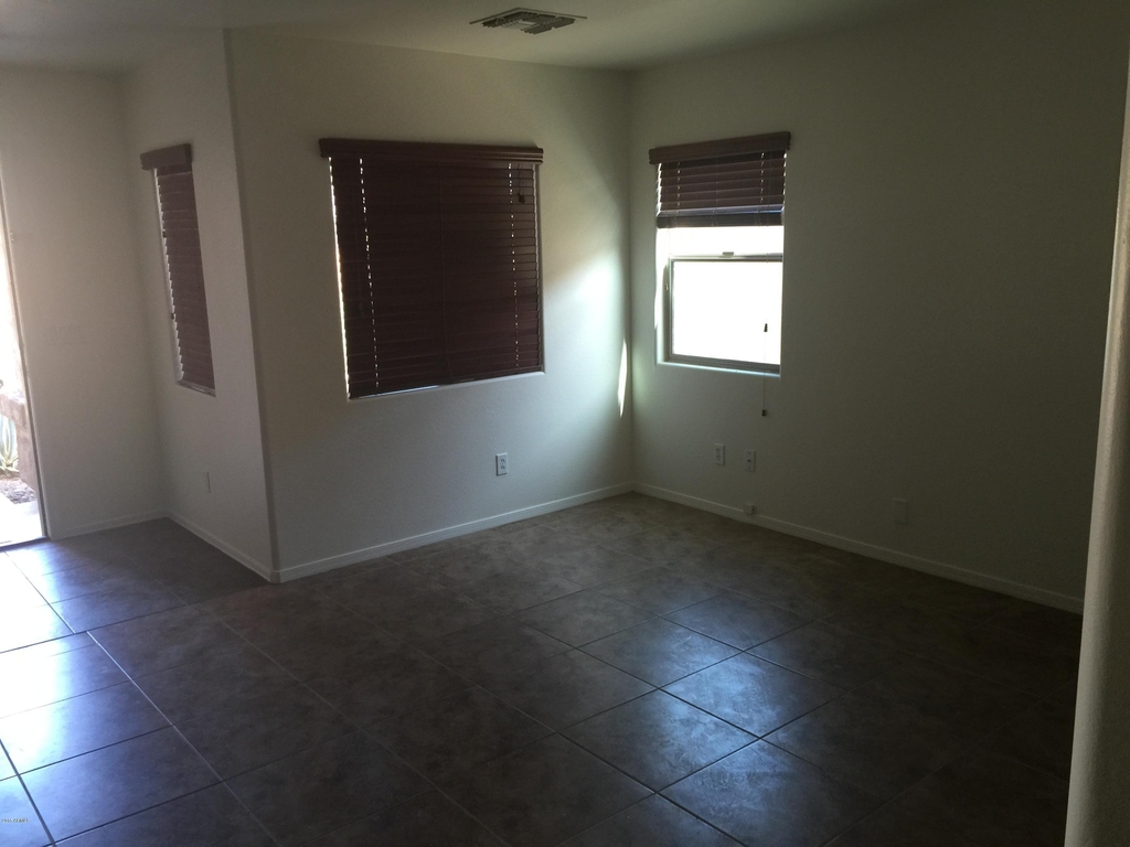 306 S Cactus Street - Photo 7