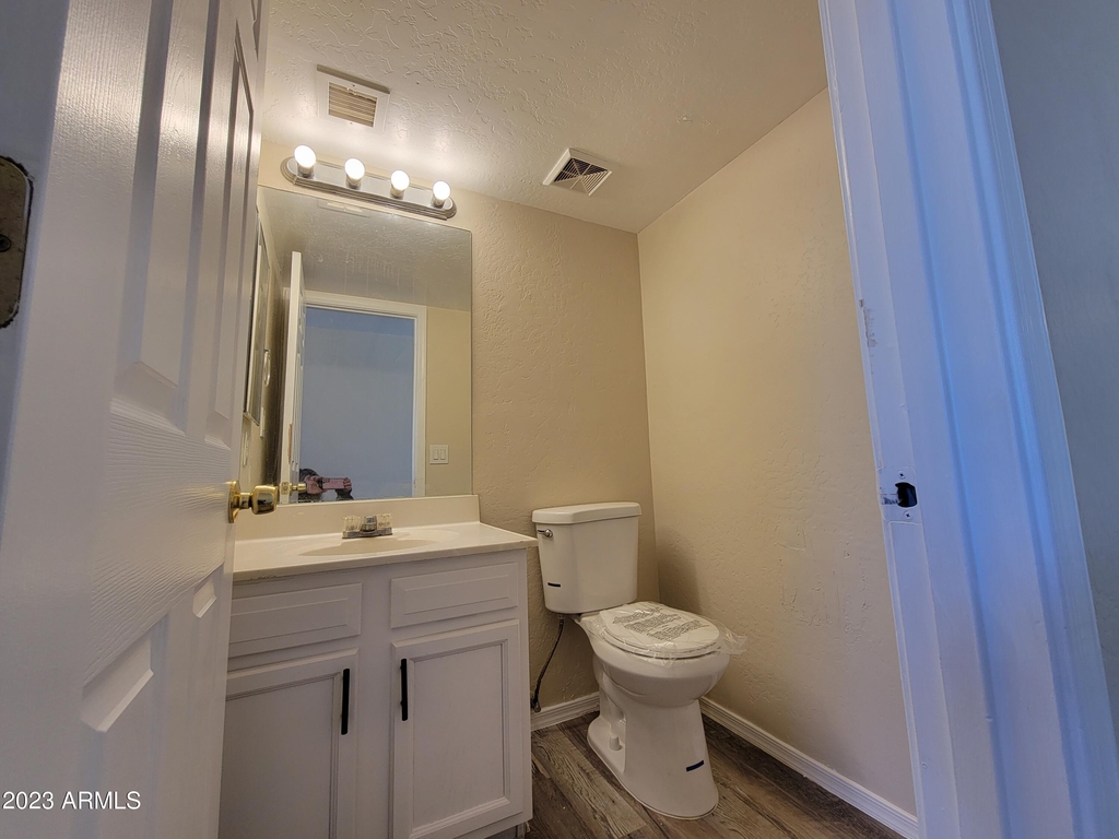 15147 S Yava Road - Photo 10