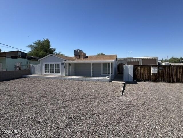 502 E Cody Drive - Photo 0