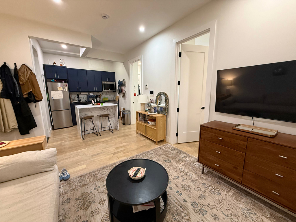 143 Meserole Street - Photo 5