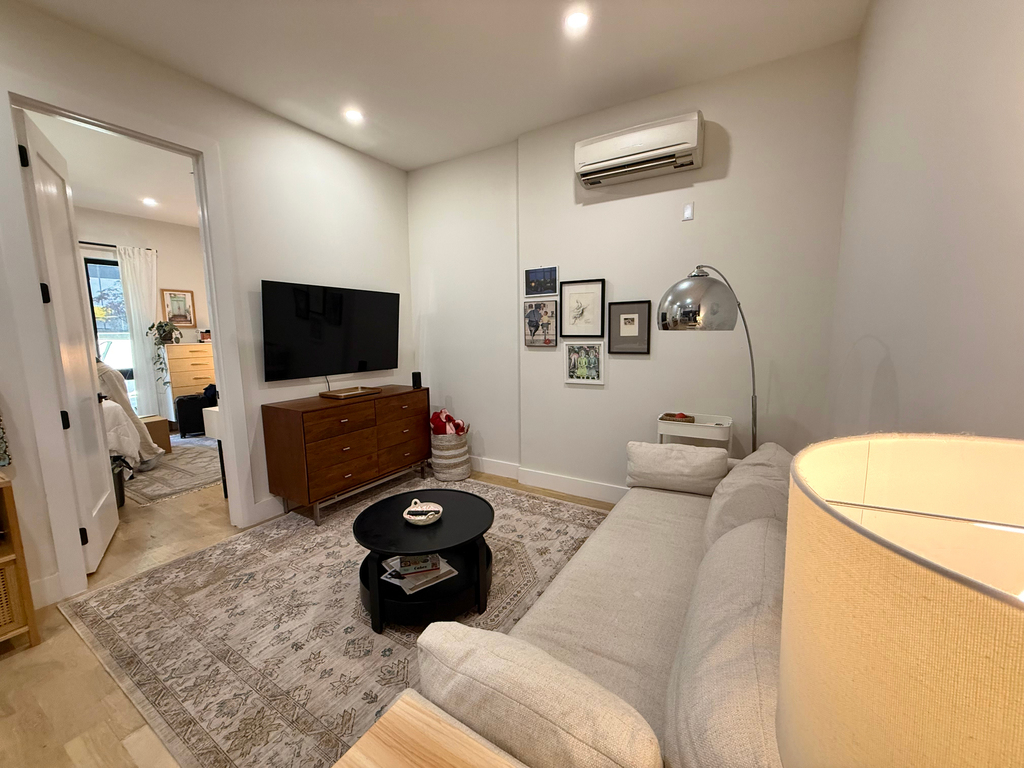 143 Meserole Street - Photo 1